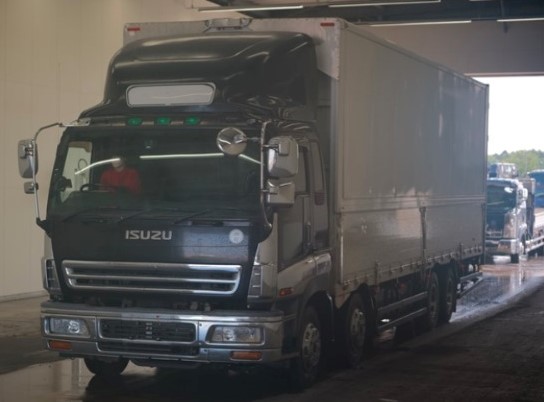 ISUZU GIGA ALUMINIUM WING